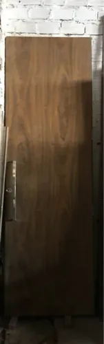 Porta Madeira Imbuia com puxador