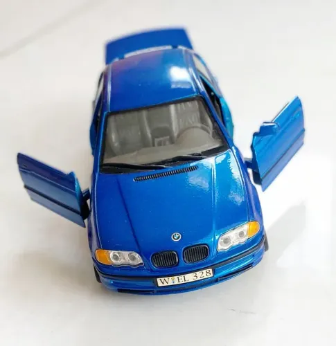 Miniatura Bmw 328i 1998 - 1/24 Welly