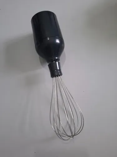 Batedor de aço para bater claras de ovos, massas,  chantili, cremes etc