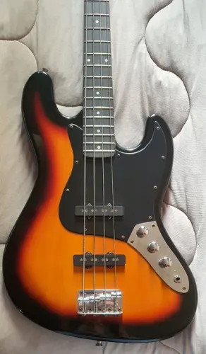 Baixo Jazz Bass Passivo 4 Cordas