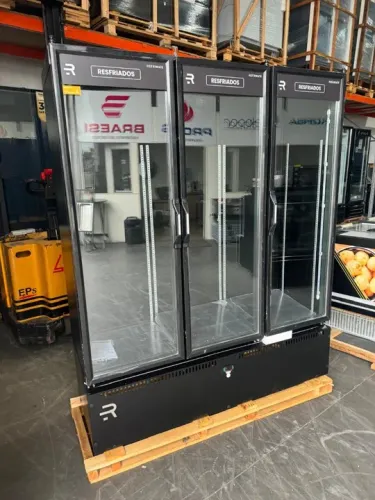 Auto serviço para Frios e Laticinios 3 portas novo com garantia 