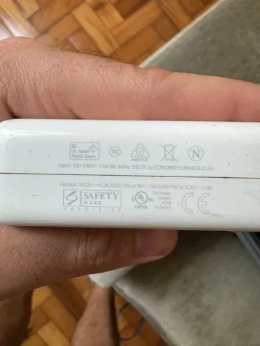 Fonte Carregador Macbook Pro 87W A1719