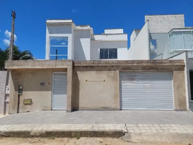 Casa Duplex 03 quartos com suíte e excelente localização no Residencial Riviera - Colatina