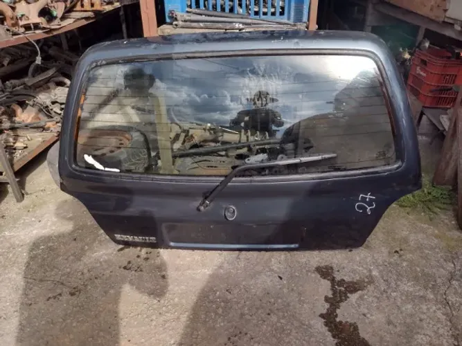 Tampa Traseira Renault Twingo ano 98 99 00 01 Original 