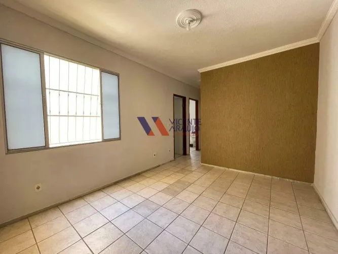 Apartamento de 2 quartos para alugar no bom retiro.