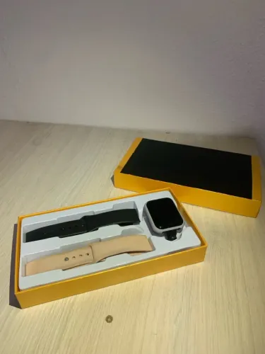 Smartwatch com Pulseiras Adicionais