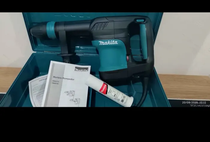 Martelo rompedor HM0870C-127V - Makita
