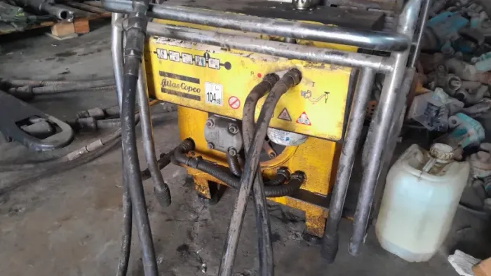 Unidade hidraulica Atlas Copco com Rompedor