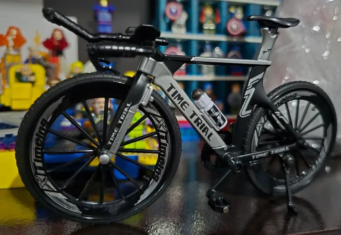 Miniatura Bicicleta Time Trial