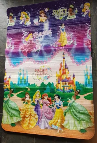 Tapete Infantil/Bebê Em EVA Dupla Face Princesas 1,80x1,20x1mm