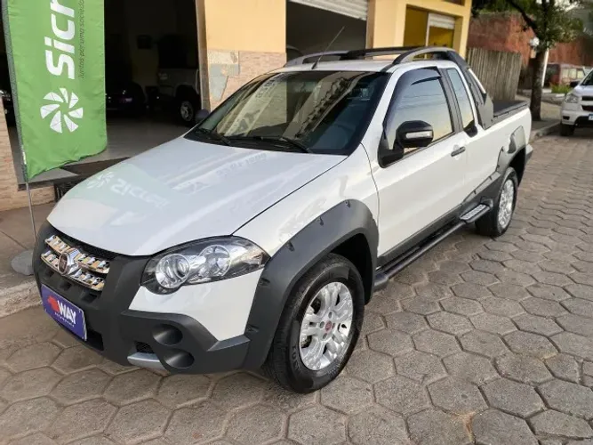 Fiat Strada Adventure 1.8 Flex CE 2012