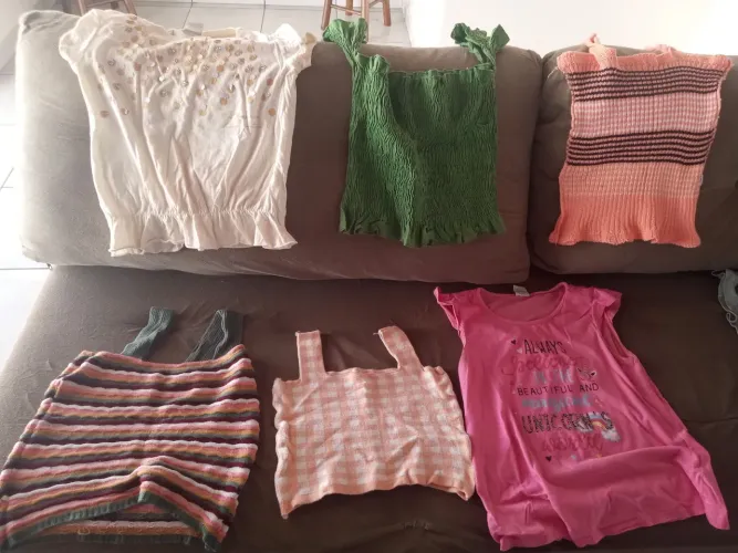 Lote 6 blusas femininas - tam. P e M