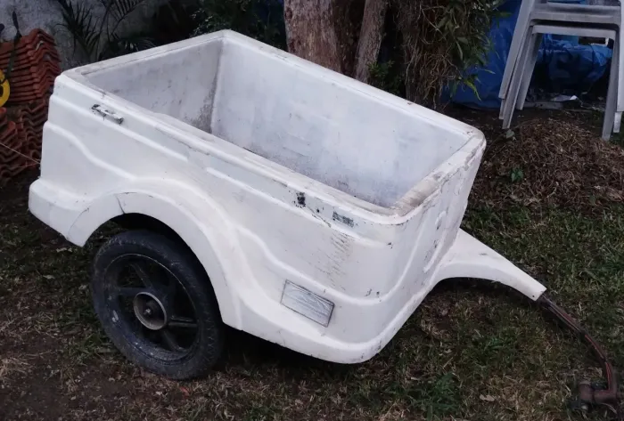 CARRETINHA DE FIBRA PARA MOTO