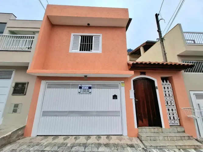 CASA TÉRREA À VENDA EM POÁ - SP