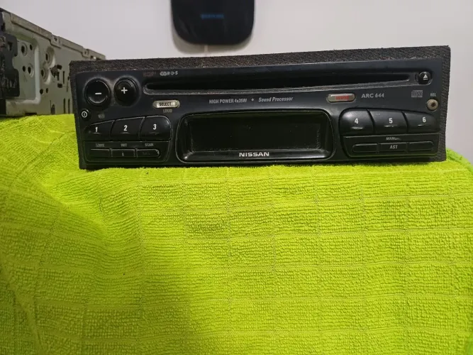 Som Automotivo original Nissan ARC 644 ( LEIA O ANÚNCIO)
