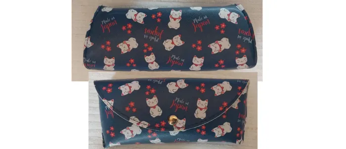 Porta Óculos - com desenhos do gatinho japones Maneki Neko - Usado