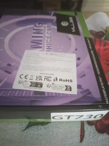 Placa de vídeo 4 gigas gt730