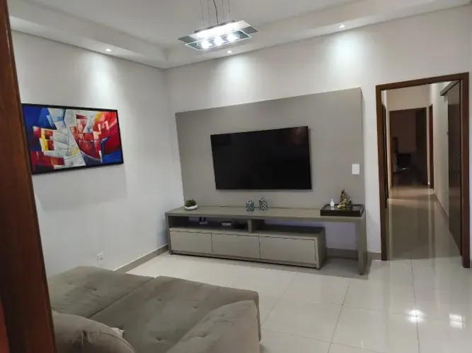 CEDRAL (SP) Residência de 162m2 com 3 dormitórios