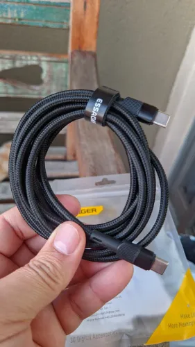 Cabos para celular (diversos tamanhos, marcas e modelos)