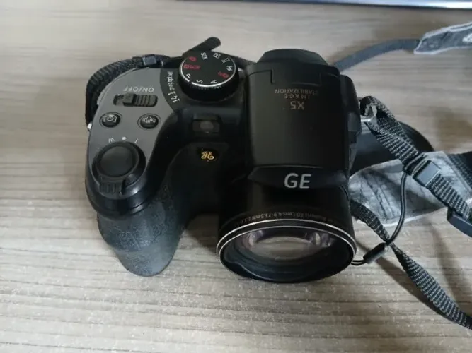 CAMERA GE x550  