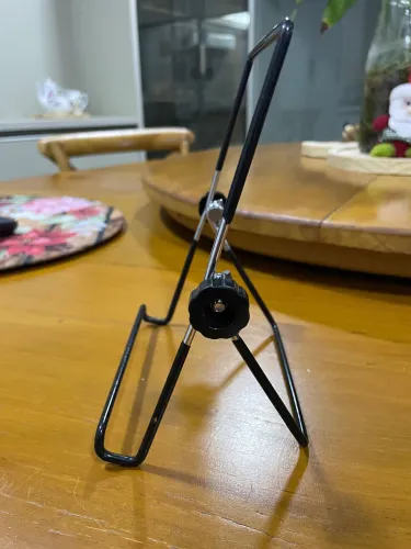 Suporte para IPad / Tablet de ferro cromado
