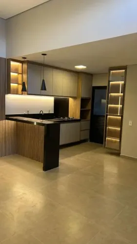 Casa à venda na Vila Castelo Branco, Indaiatuba-SP! 3 quartos, 1 suíte, 1 sala, 1 banheiro