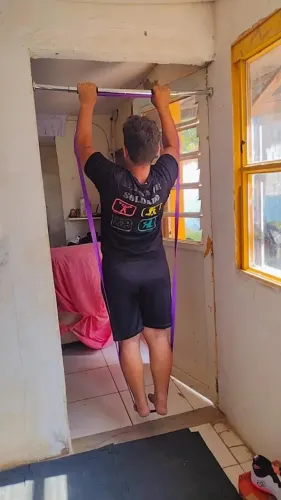 Barra de flexão para colocar em batentes