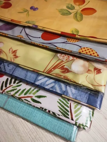 TOALHA DE MESA EM PVC DE 4 E 6 LUGARES 