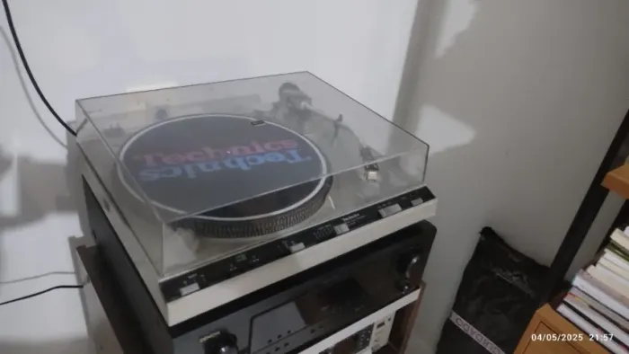 Toca Discos Technics SL-3300