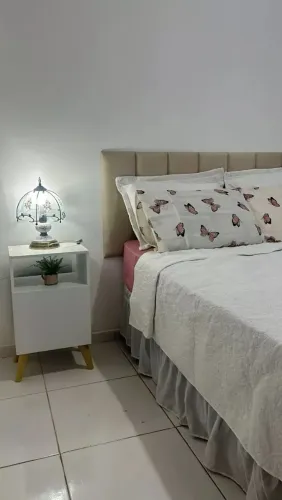 Mesa de Cabeceira Rapallo - Estilo Vintage Retrô Criado Mudo Novo Com Porta