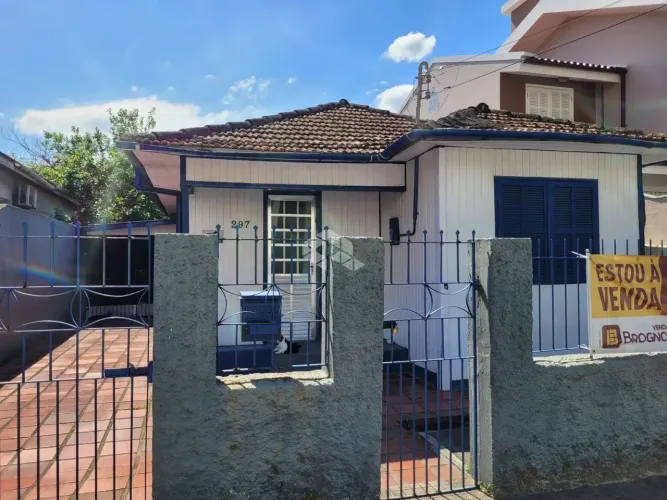 casa com 3 dormitórios + edicula com 1 suíte em Balneario Estreito - Florianópolis