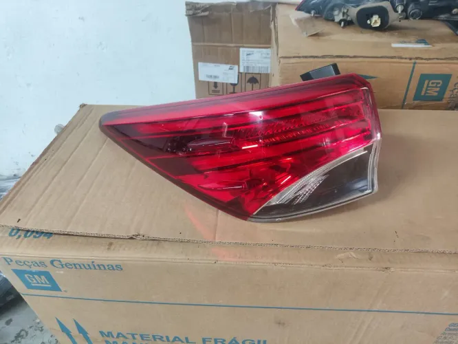 Lanterna Toyota SW4 2017/2019 led 