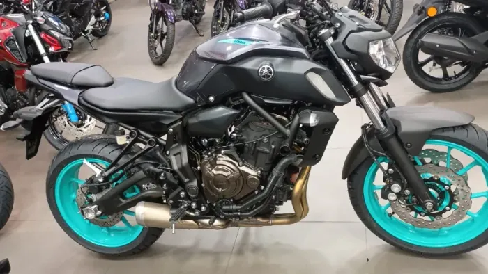 Super Star Yamaha MT 07