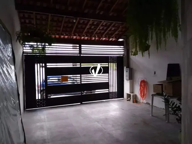 CASA À VENDA - VILA SÃO JUDAS TADEU - PINDAMONHANGABA SP