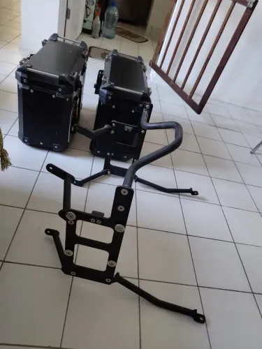 Tiger 1200 - Suporte e Baús laterais Roncar