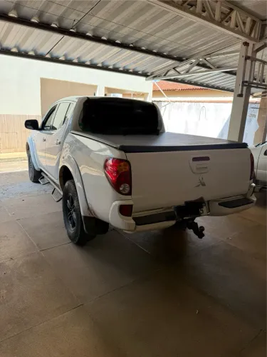 Mitsubishi L200 Triton HPE 2016 3.2 CD TB Int.diesel AUT 2016