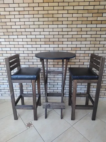 Conjunto Mesa Bistrô dobrável com 2 Banquetas com assento estofado