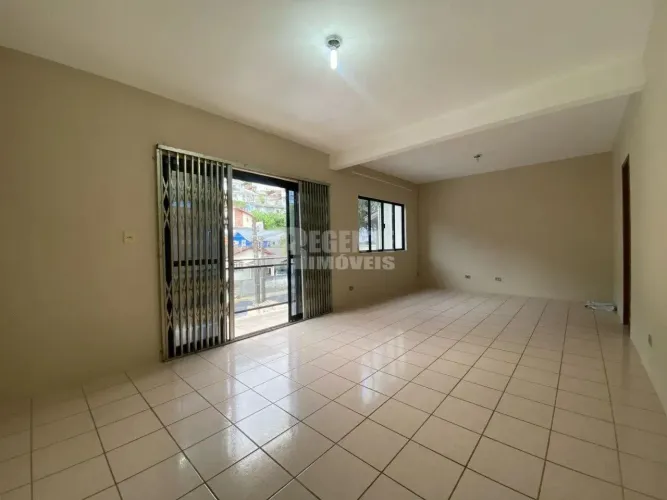 Ótima sala comercial para alugar no bairro Costeira!