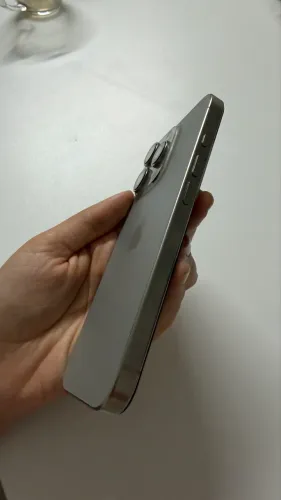 iPhone 16 Pro 256GB Natural Titânio | 96% Bateria | Todo Original