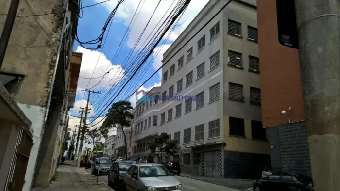 Prédio comercial ideal para Escola ou Hospital