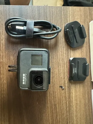 Go Pro 7 Black com cartão de memória incluso