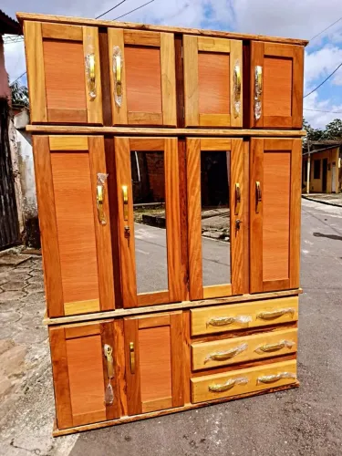 Guarda roupa de casal - 4 portas sapateira 3 gavetas 