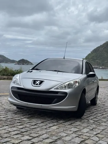 Peugeot 207 XR 1.4 Flex 8V 5P 2009