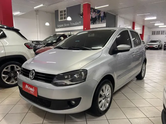 Volkswagen Fox 1.0 MI Total Flex 8V 5P 2011