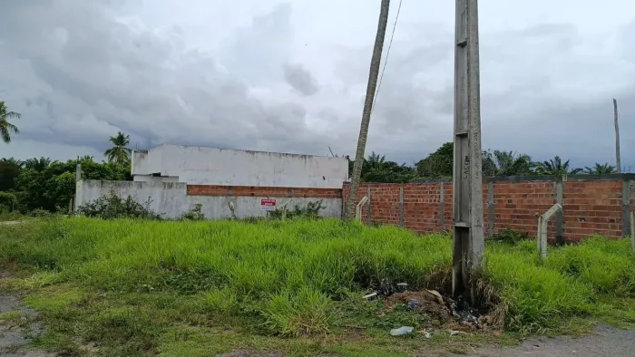 Terreno Imperdível em Açu da Torre (Praia do Forte) - Excelente Oportunidade!
