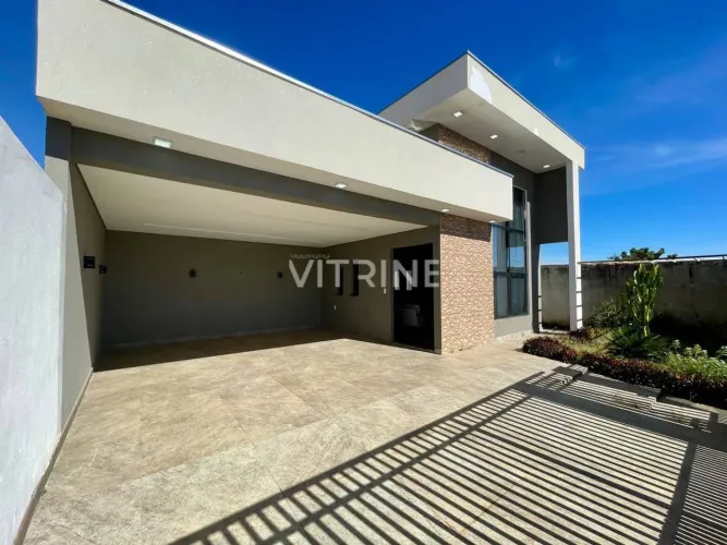 ?Ponte Alta Norte, Excelente Casa com 3 Quartos em Condomínio Fechado