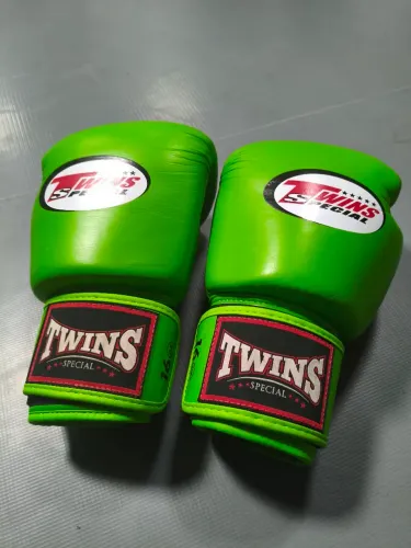 Luva Twins 16oz, Muay Thai, Boxe e kickboxing