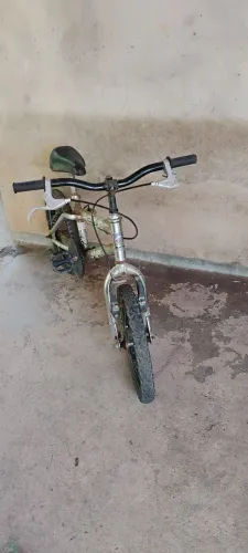 Racer Kids, Cairu