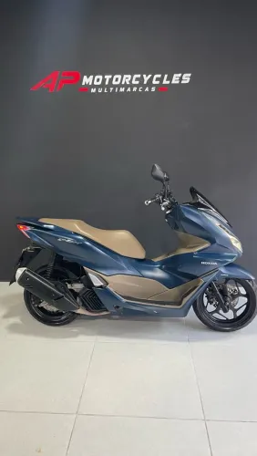 Honda PCX 160 DLX 2023