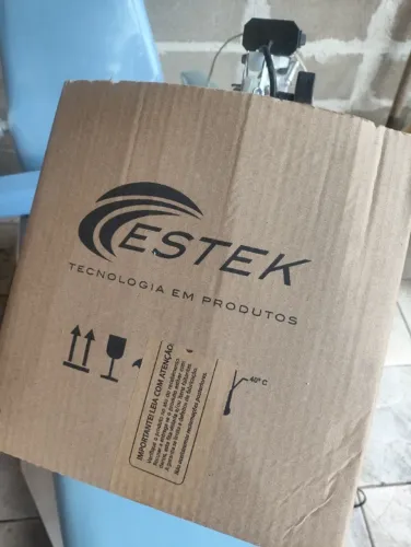 Exaustor com luminária 